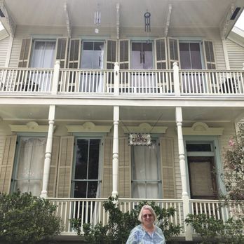 Chimes Bed & Breakfast - Chimes B&B and their lovely gardens - Bed & Breakfast Near Me - New Orleans, Louisiana