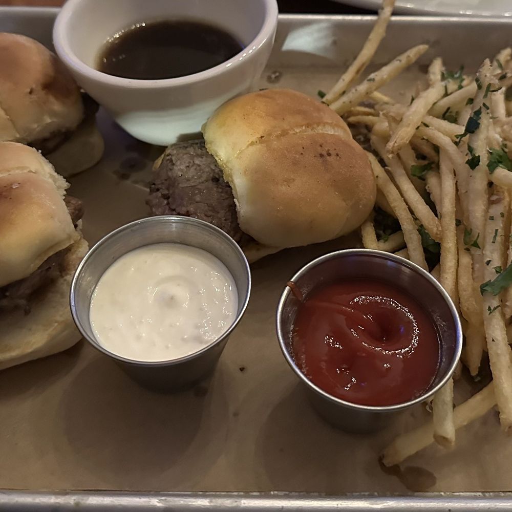 Cover 3 - Round Rock - Sliders and fries - Sports Bars Near Me - Round Rock, Texas