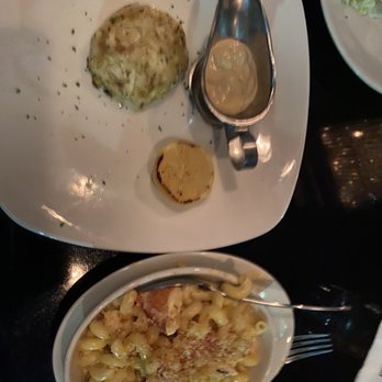 Morton's The Steakhouse - Jumbo Lump Crab Cake and Lobster Macaroni & Cheese - Steakhouses Near Me - Houston, Texas