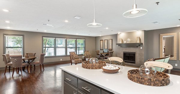 Somerset at the Crossings