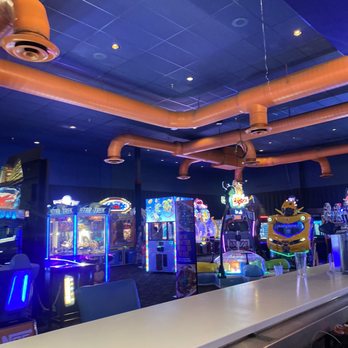 Dave & Buster's Hollywood - Arcades Near Me - Hollywood, Florida Dave & Buster's Hollywood - Arcades Near Me - Hollywood, Florida