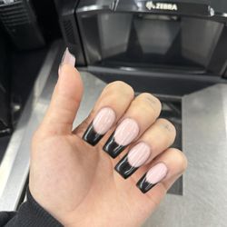 HollyWood Nails - Vs what i got
