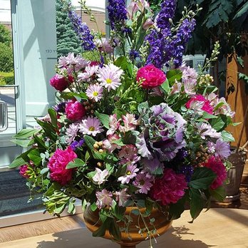 Vanessa's Flowers - Florists Near Me - Plymouth, Michigan Vanessa's Flowers - Florists Near Me - Plymouth, Michigan
