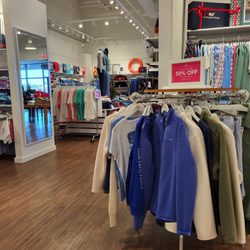 Vineyard Vines