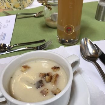 Ratsstube - Spargelsuppe - Caterers Near Me - Bischofsheim, HE Ratsstube - Spargelsuppe - Caterers Near Me - Bischofsheim, HE