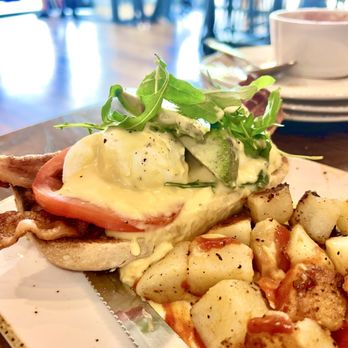 First Watch - BLT Benedict - Breakfast & Brunch Near Me - Audubon, Pennsylvania First Watch - BLT Benedict - Breakfast & Brunch Near Me - Audubon, Pennsylvania