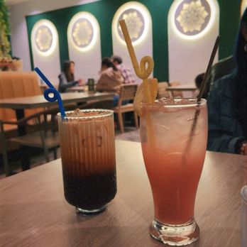 Hom Mali By The Nood Bar - Thai Iced Tea and guava chill - Noodles Near Me - San Diego, California