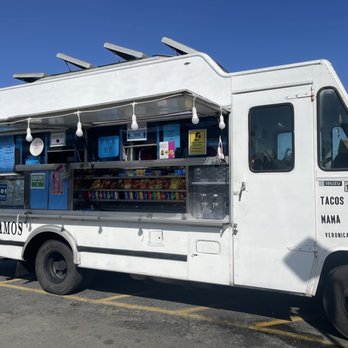 Tacos Mama Luchona - The food truck - Food Trucks Near Me - Watsonville, California Tacos Mama Luchona - The food truck - Food Trucks Near Me - Watsonville, California