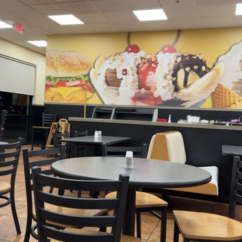 Braum's - inside - Burgers Near Me - Lubbock, Texas