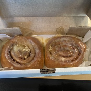 Slim and Husky's Pizza - O. G. Cinnamon rolls - Pizza Near Me - Memphis, Tennessee