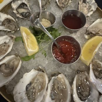 Dive Oyster House - East and West coast oysters - Seafood Near Me - Briarcliff Manor, New York Dive Oyster House - East and West coast oysters - Seafood Near Me - Briarcliff Manor, New York
