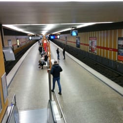U-Bahnhof Rotkreuzplatz