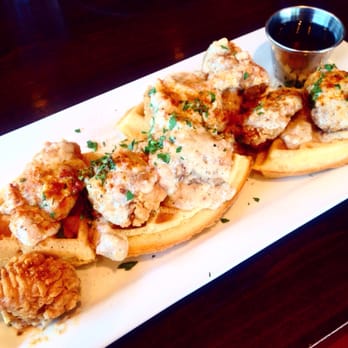 The Lowry - Bars Near Me - Minneapolis, Minnesota