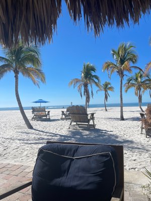 Undertow Beach Bar by null