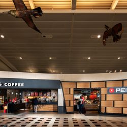 Airside A - TPA - Starbucks and Pei Wei