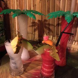 Tam Tam - Daiquiri was ok. Margarita was very disappointing.