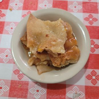 Pickett House - Peach cobbler - American Near Me - Woodville, Texas