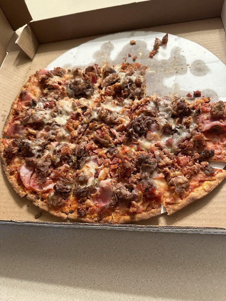Food from Sammy's Pizza - Bourbonnais