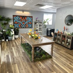 Briarcliff Manor Flower Shoppe - Interior