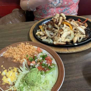 Monterrey Restaurant - Glenda's chicken fajitas - Mexican Near Me - Abilene, Texas Monterrey Restaurant - Glenda's chicken fajitas - Mexican Near Me - Abilene, Texas
