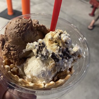 Bruster's Real Ice Cream - THE FLIGHT!!!!  Coconut cookie German chocolate Peanut butter Banana - Ice Cream & Frozen Yogurt Near Me - Glendale, Arizona