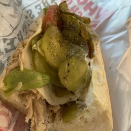 Turkey with sweet peppers and pickles