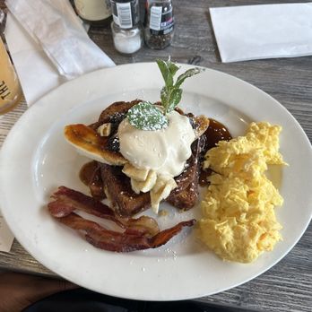 The Kitchen - Burgers Near Me - The Woodlands, Texas The Kitchen - Burgers Near Me - The Woodlands, Texas