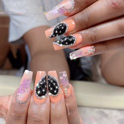 4G Nails - Rocky