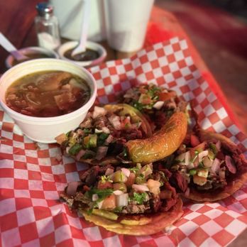 Pollos Asados El Rey MTY - Mini tacos con pico de gallo y frijoles a la charra - Mexican Near Me - San Antonio, Texas Pollos Asados El Rey MTY - Mini tacos con pico de gallo y frijoles a la charra - Mexican Near Me - San Antonio, Texas