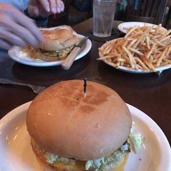 Mozie’s - Hamburgers. Texas style. And Wings. - American Near Me - New Braunfels, Texas Mozie’s - Hamburgers. Texas style. And Wings. - American Near Me - New Braunfels, Texas
