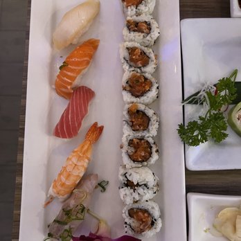 Top Sushi - Lunch combo- 5 pcs nigiri and spicy salmon roll - Sushi Bars Near Me - Cypress, Texas