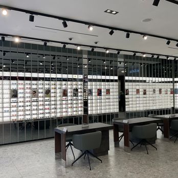 LensCrafters - Optometrists Near Me - Waterloo, Ontario LensCrafters - Optometrists Near Me - Waterloo, Ontario