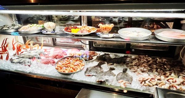 Dirty Al's Seafood Market & Cajun Kitchen by null