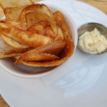Glasshouse Kitchen Bar - Truffle chips - Canadian (New) Near Me - St. Albert, Alberta Glasshouse Kitchen Bar - Truffle chips - Canadian (New) Near Me - St. Albert, Alberta