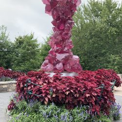 Dale Chihuly Rose Crystal Tower