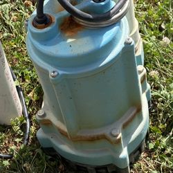 Semper Fi Pump Services - Pump purchased and installed on March 15th and replaced June 20th due to rust and not working.