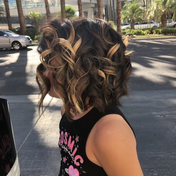 Drybar - Miracle Mile - Side curls - Blow Dry/Out Services Near Me - Las Vegas, Nevada
