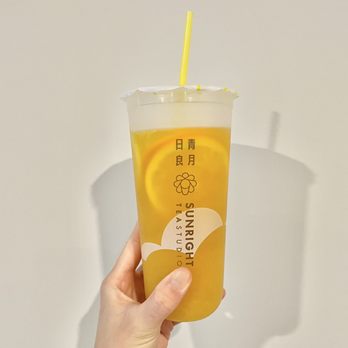 Sunright Tea Studio - Sunnyvale - Sunright Fruit Tea - Bubble Tea Near Me - Sunnyvale, California