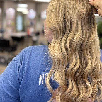 Honeycomb Hair - Blonde with root smudge - Nail Salons Near Me - Thomasville, North Carolina Honeycomb Hair - Blonde with root smudge - Nail Salons Near Me - Thomasville, North Carolina
