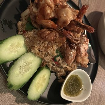 R HaanThai - Thai Fried Rice with crispy shrimp - Thai Near Me - Fremont, California R HaanThai - Thai Fried Rice with crispy shrimp - Thai Near Me - Fremont, California