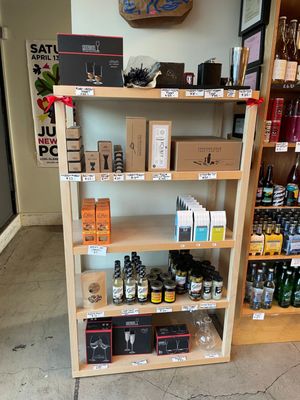 Silverlake Wine by null