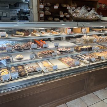 Yalaha Bakery - German bakegoods - Bakeries Near Me - Yalaha, Florida Yalaha Bakery - German bakegoods - Bakeries Near Me - Yalaha, Florida