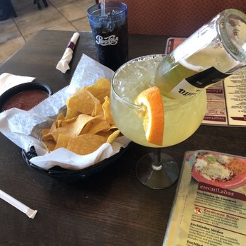 La Cabaña - Mexican Near Me - Valparaiso, Indiana