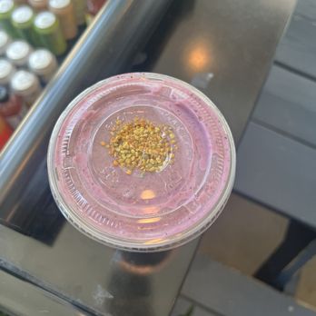 Backyard Bowls - Top of Blueberry Fields Smoothie - Acai Bowls Near Me - Santa Monica, California Backyard Bowls - Top of Blueberry Fields Smoothie - Acai Bowls Near Me - Santa Monica, California
