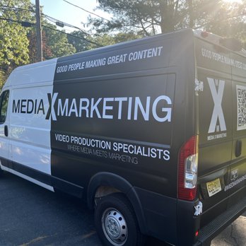 Vinyl Wrap Plug - Vehicle Wraps Near Me Vinyl Wrap Plug - Vehicle Wraps Near Me