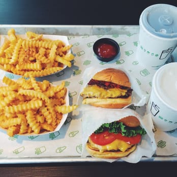 Shake Shack Winter Park - Burgers Near Me - Winter Park, Florida