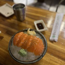 Izakaya Mai - Salmon Sashimi