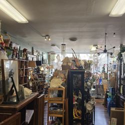 Colors Of Hawaii Gifts And Treasures