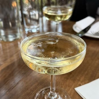 Hatchet Hall - Prosecco.. complimentary for the night - Cocktail Bars Near Me - Los Angeles, California