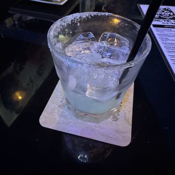 Arctic Wolf Ale House - Sports Bars Near Me - West Dundee, Illinois